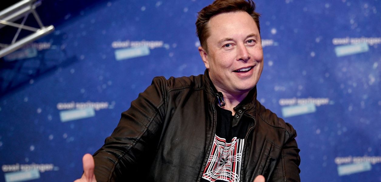 Илън Мъск вече е горд баща на 9 деца