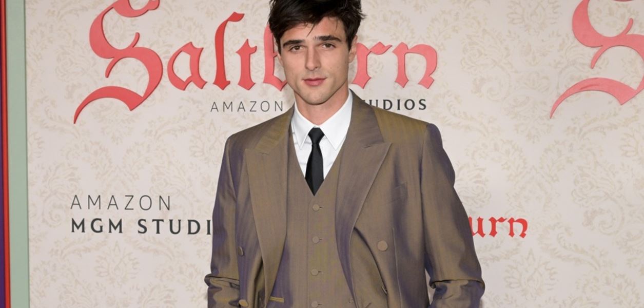 Разследват Джейкъб Елорди за нападение