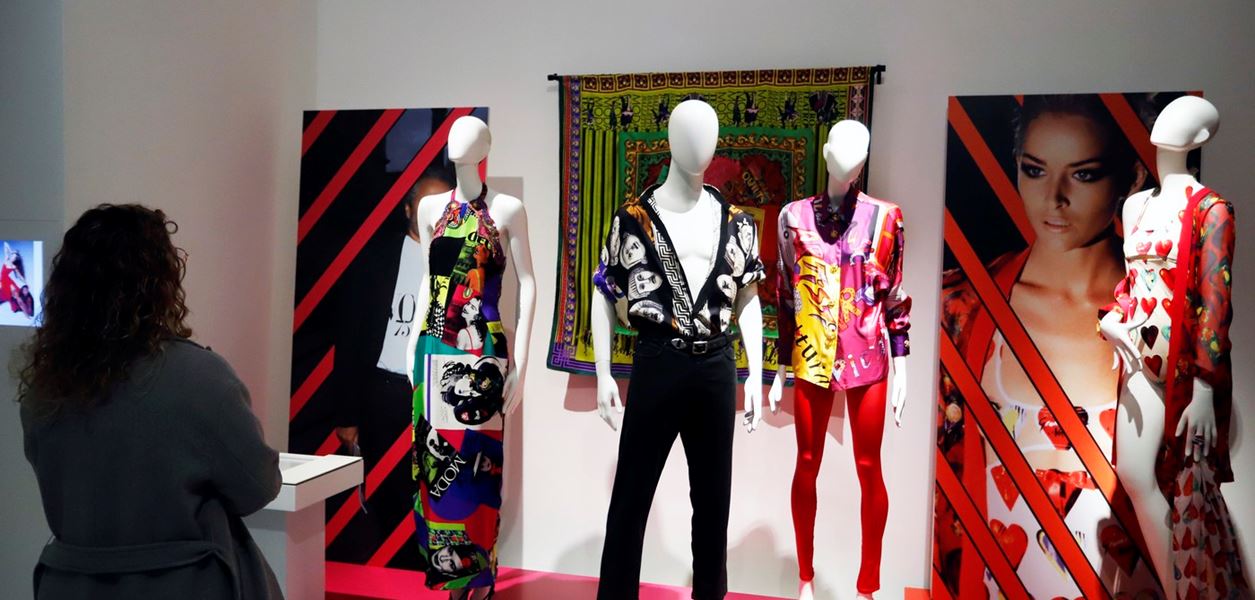 Ретроспективна изложба отдава почит на Джани Версаче