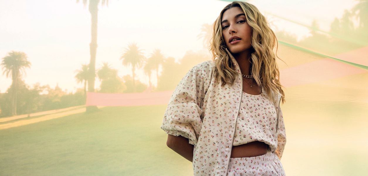 И Хейли Бийбър пуска на пазара своя козметична марка