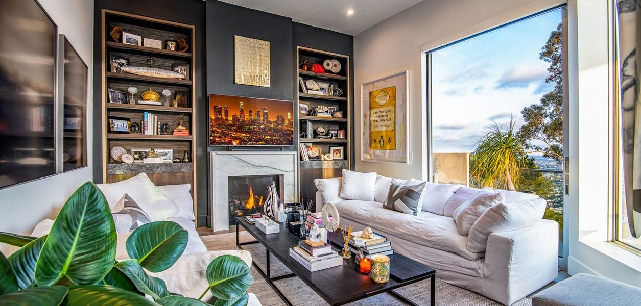 На гости в дома на Никол Шерцингер