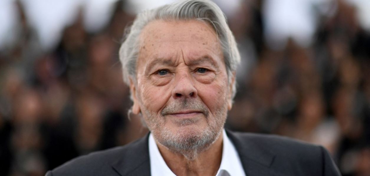 Ален Делон съди приятелката си за тормоз