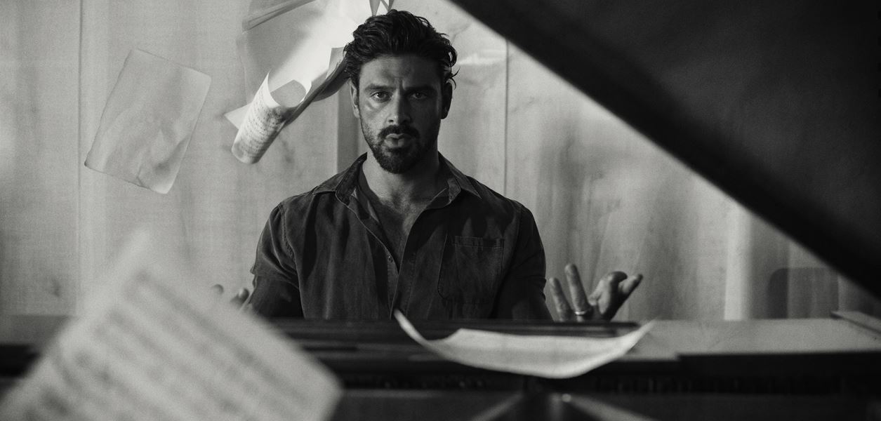 Двете страни на Микеле Мороне