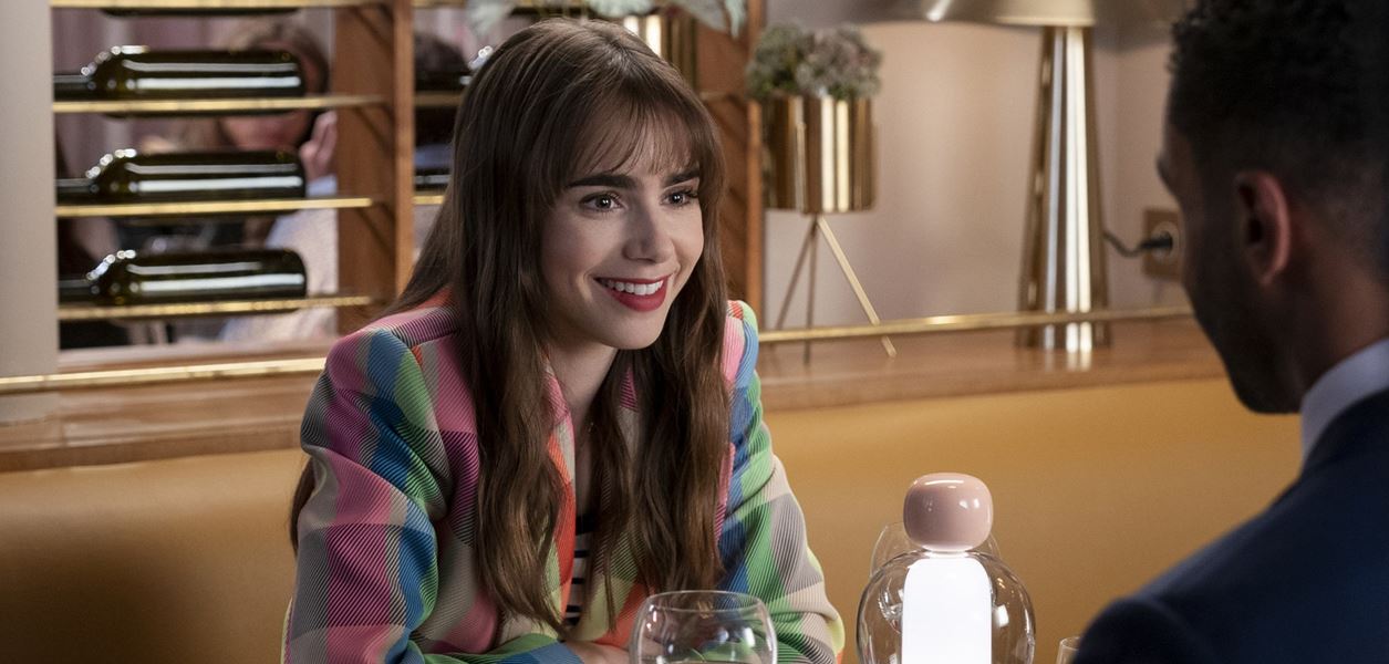 Лили Колинс отпразнува 34-ия си рожден ден в Япония