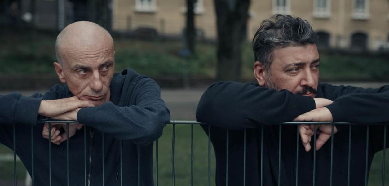 Гледаме Малин Кръстев и Герасим Георгиев-Геро по Max