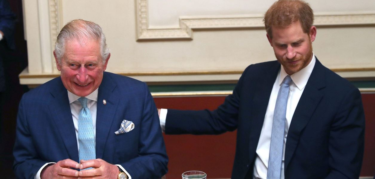 Принц Хари и крал Чарлз III се срещнаха за първи път от 19 месеца насам