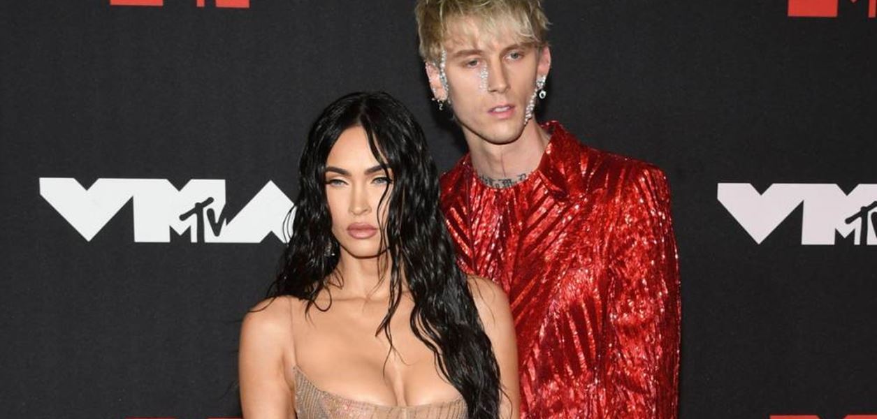 Меган Фокс и Machine Gun Kelly посрещнаха своето първо дете