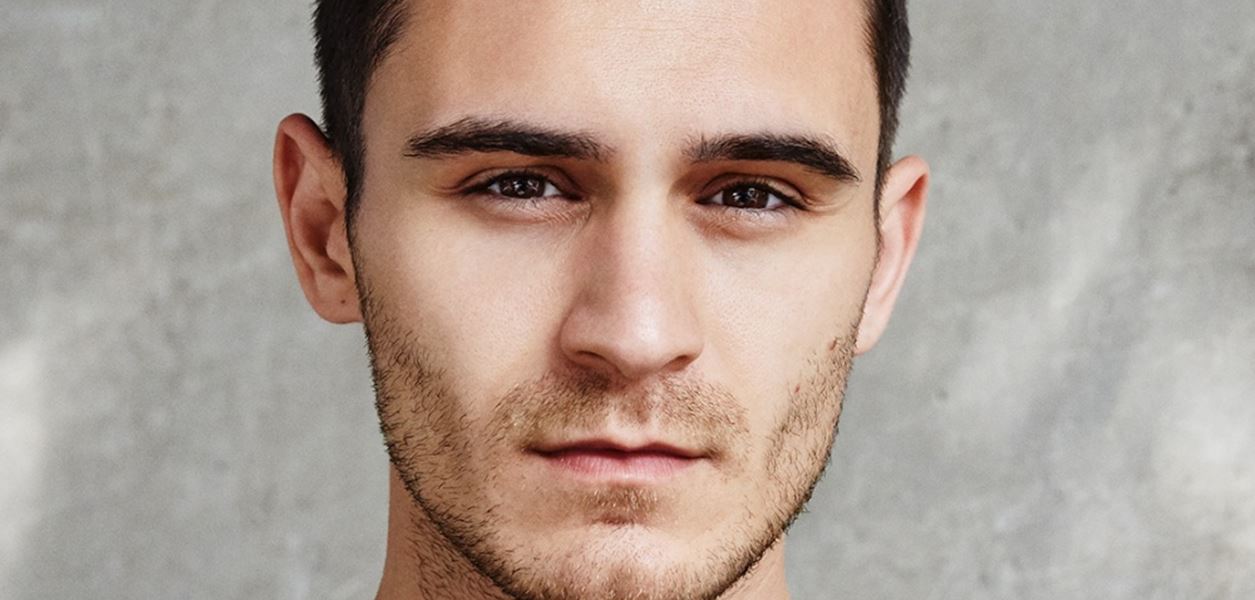 Юлиан Костов влиза в трети сезон на &quot;Белият лотос&quot;