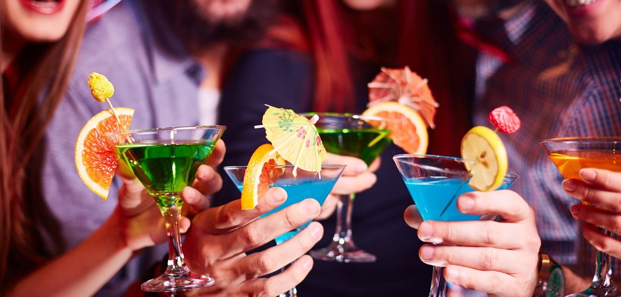 4 бързи и лесни коктейла за петък вечер