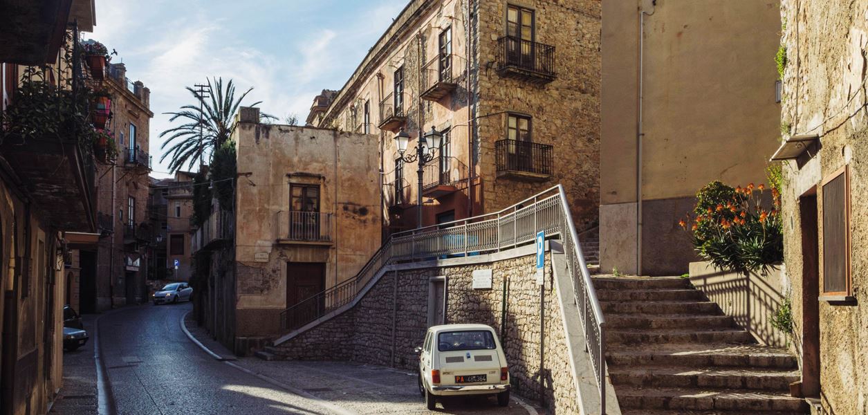 Пътешествие в Сицилия: По стъпките на Кръстникът и други приключения