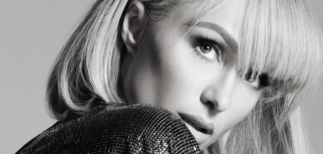 Парис Хилтън изненада с нова прическа