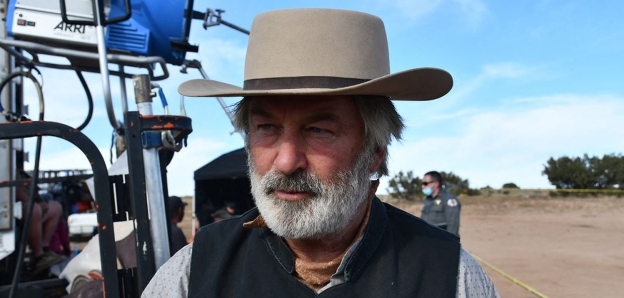 Оттеглиха обвиненията срещу Алек Болдуин за стрелбата