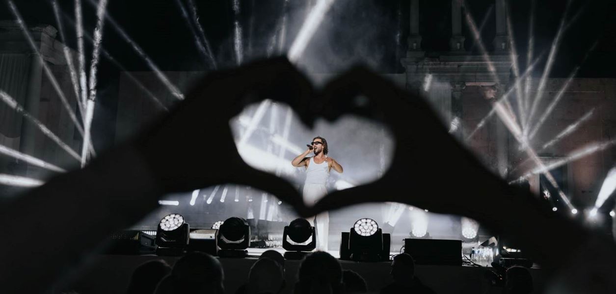 Папи Ханс започва нова музикална ера с &quot;Невинна&quot; и &quot;Слънцето&quot;