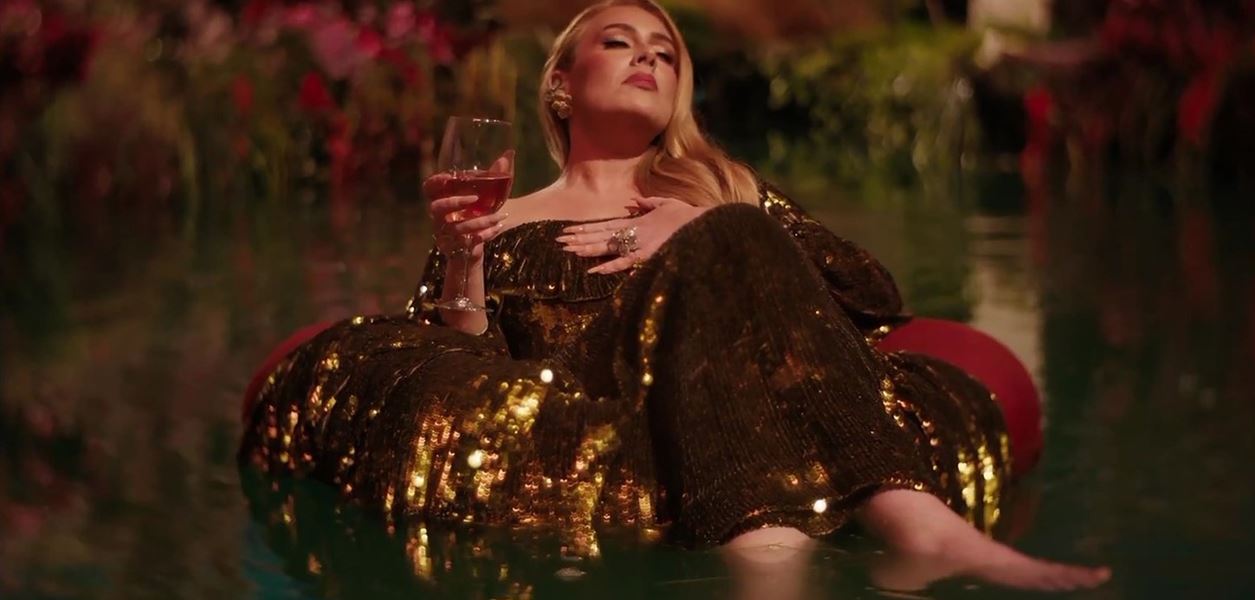 Новото видео на Адел е само за мечтатели