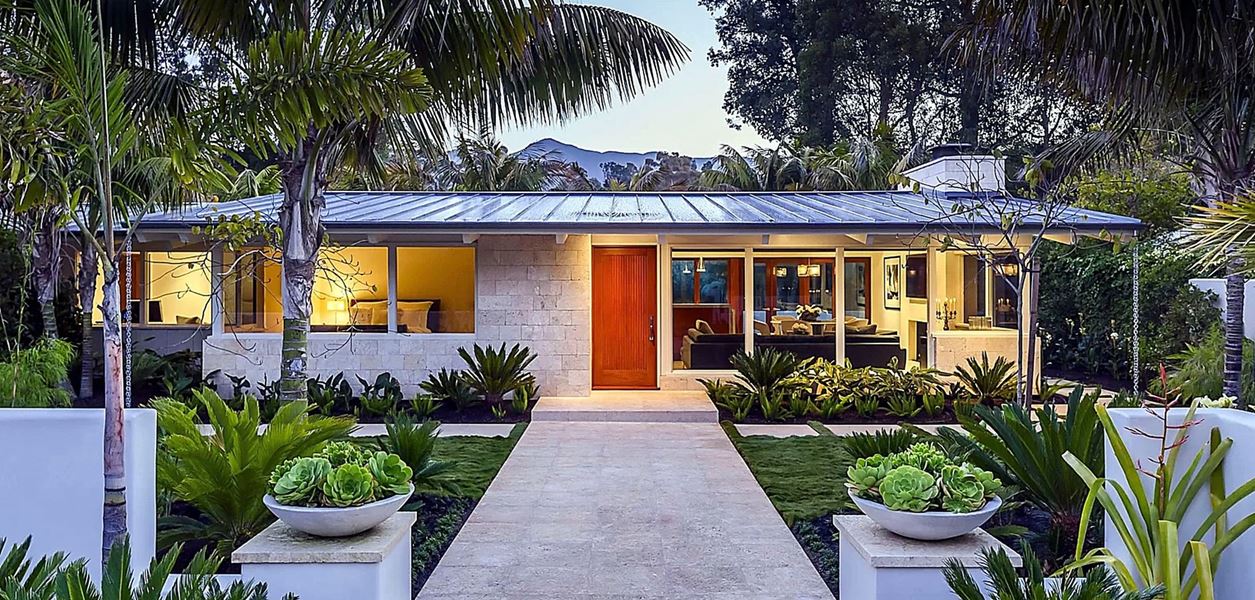 Нов ден, ново имение за Елън ДеДженеръс