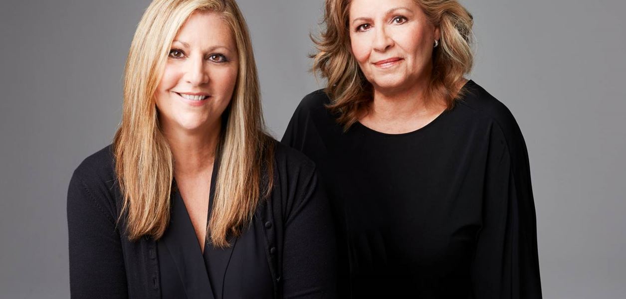 Лив Константин: дуото, което превзе света и книжните класации