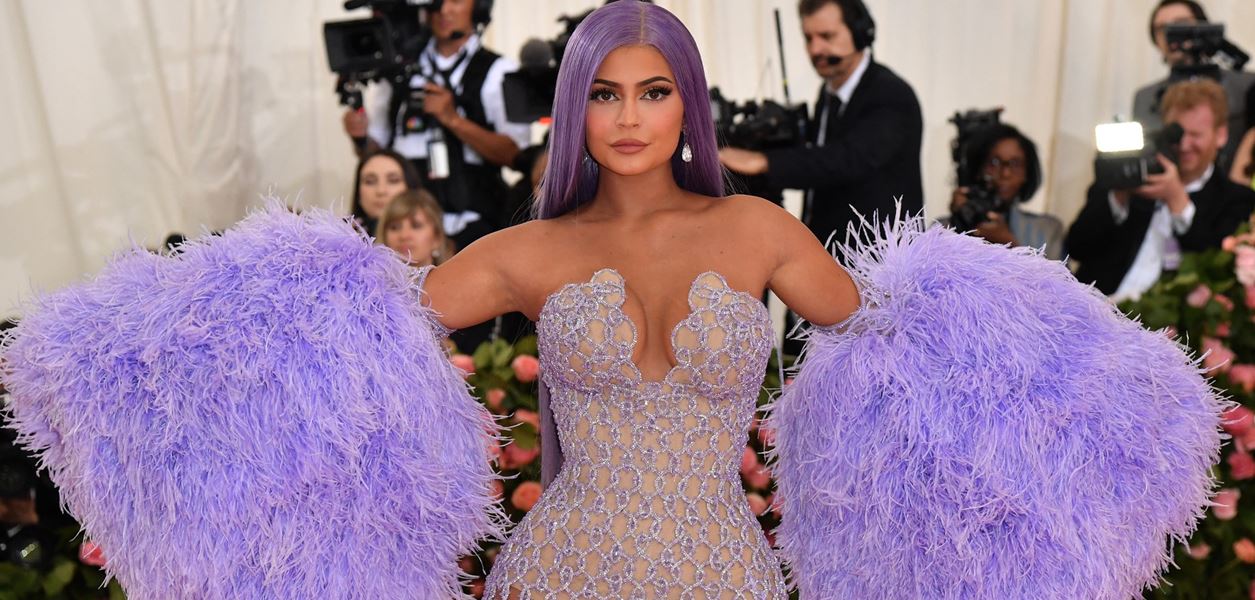 Кайли Дженър посрещна 25-ия си рожден ден