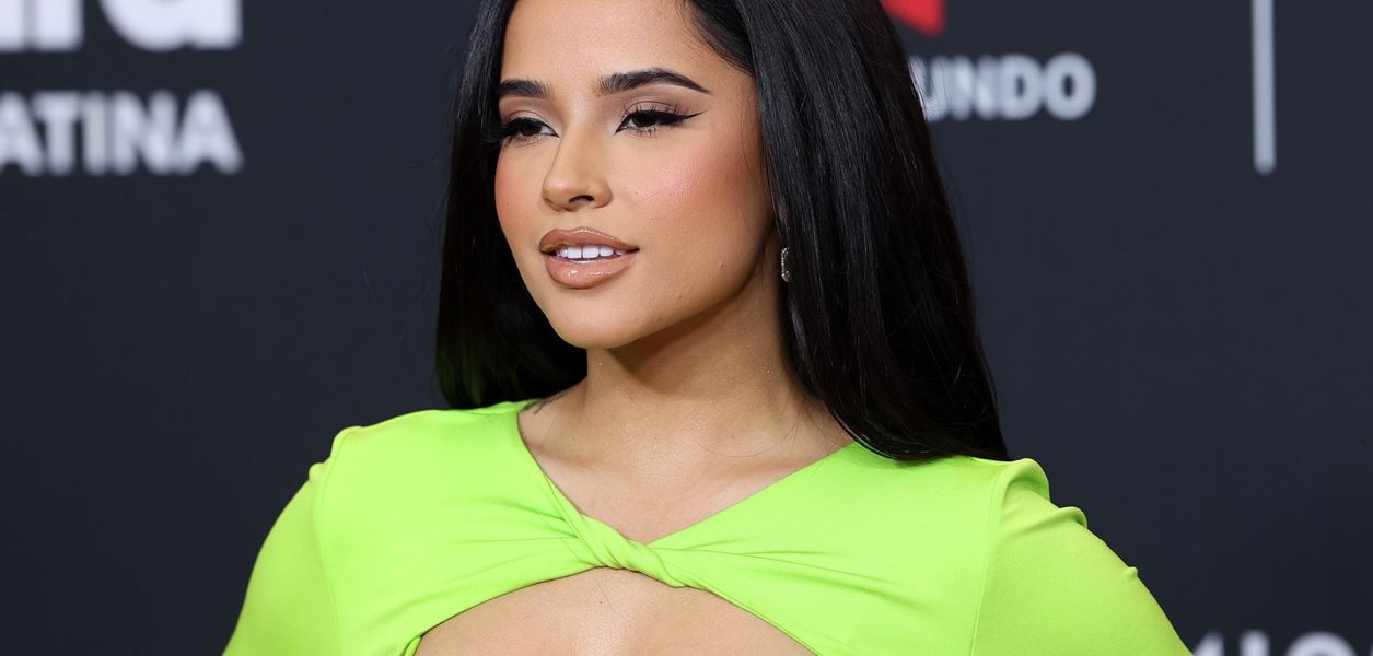 Becky G е била бездомна като дете