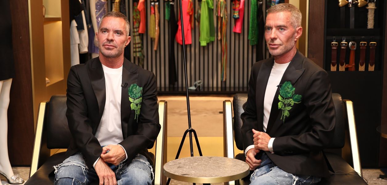 Дийн и Дан Кейтън продължават да натискат бутоните на Dsquared2