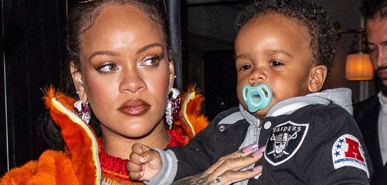 Няма да познаете на кого Риана е кръстила детето си