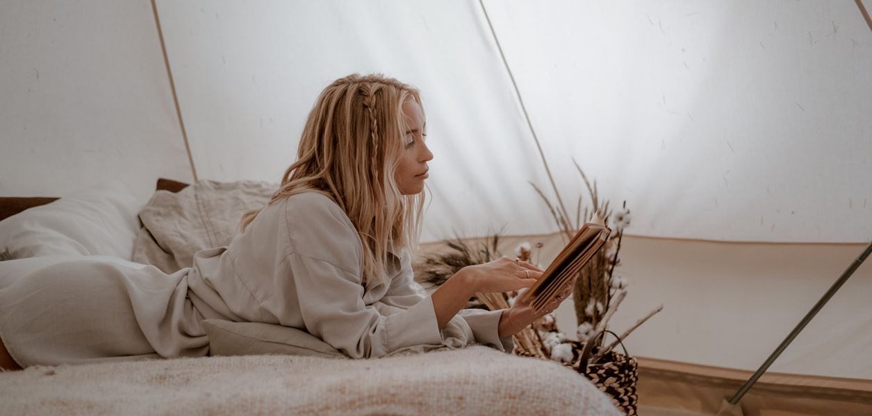 10 интригуващи заглавия, които да прочетете през май