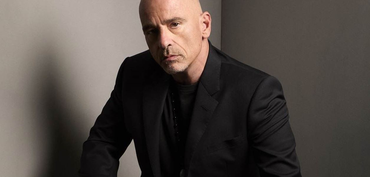 Ерос Рамацоти се завръща с нова музика и световно турне