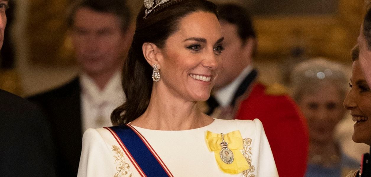 Кейт Мидълтън дебютира с тиара от миналия век