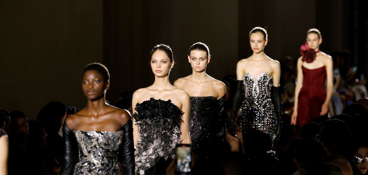 Elie Saab - в царството на магията и кадифето