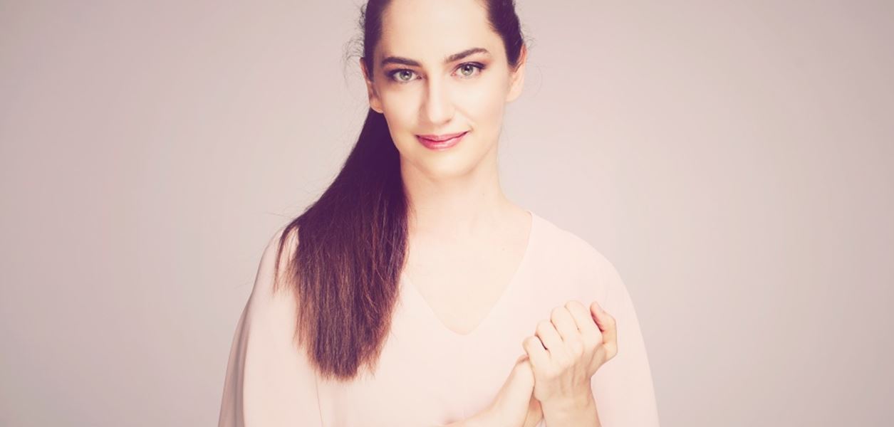 Венета Нейнска представя танцово-поетичния концерт &quot;Там, където не сме&quot;