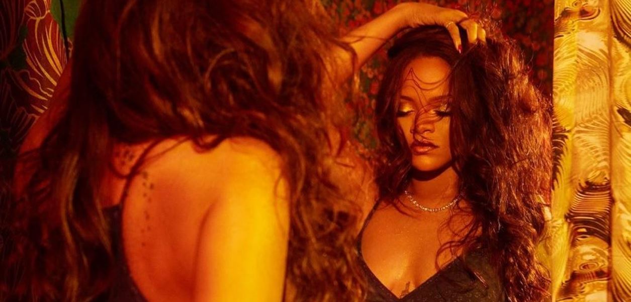 Поредно историческо постижение за Риана и Savage x Fenty