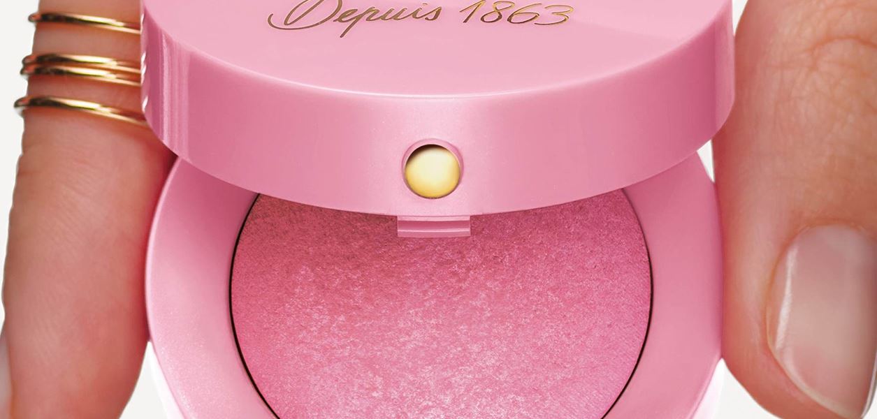 Емблематичният печен руж от Bourjois Paris е вече с нова опаковка