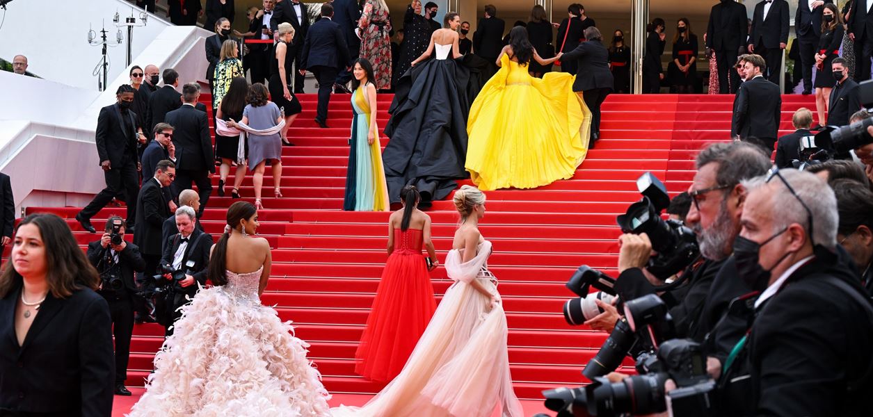 По червения килим на фестивала в Кан, ден 2