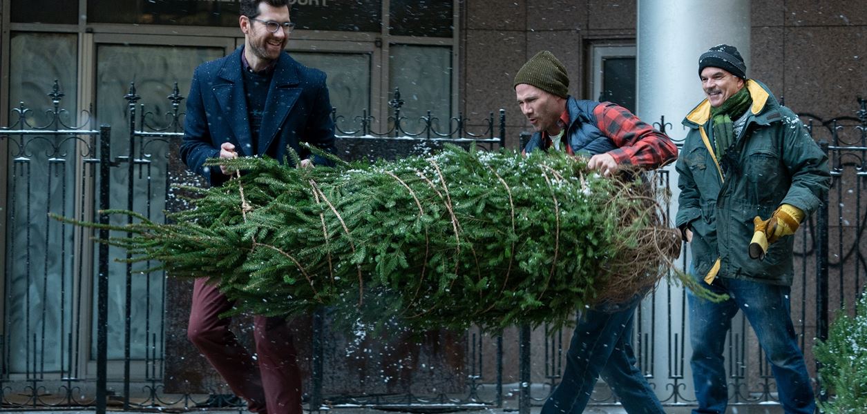 Предразсъдъците падат с романтичната комедия &quot;Дружки&quot;