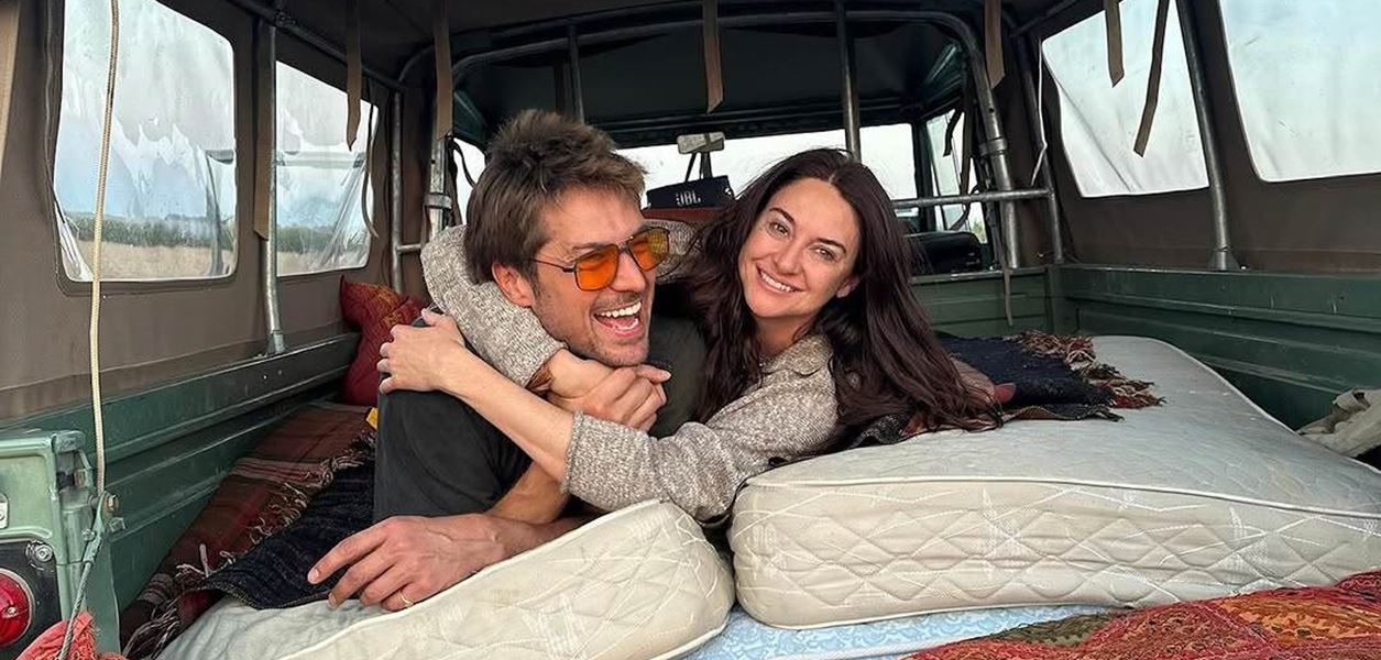 Love is in the air: Шайлийн Уудли и Лукас Браво с първи романтични кадри