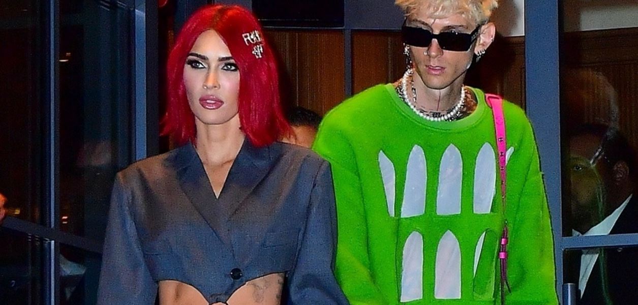 Меган Фокс отложи сватбата си