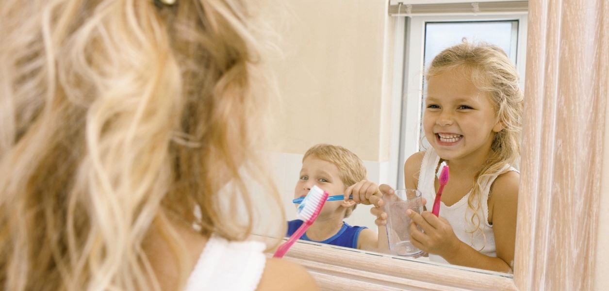 Здрави зъбки, щастливи деца