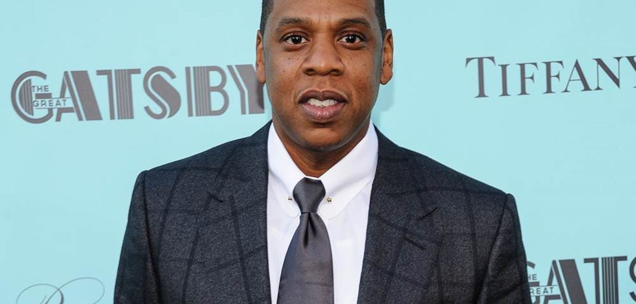 Джей Зи бе обвинен в сексуално насилие