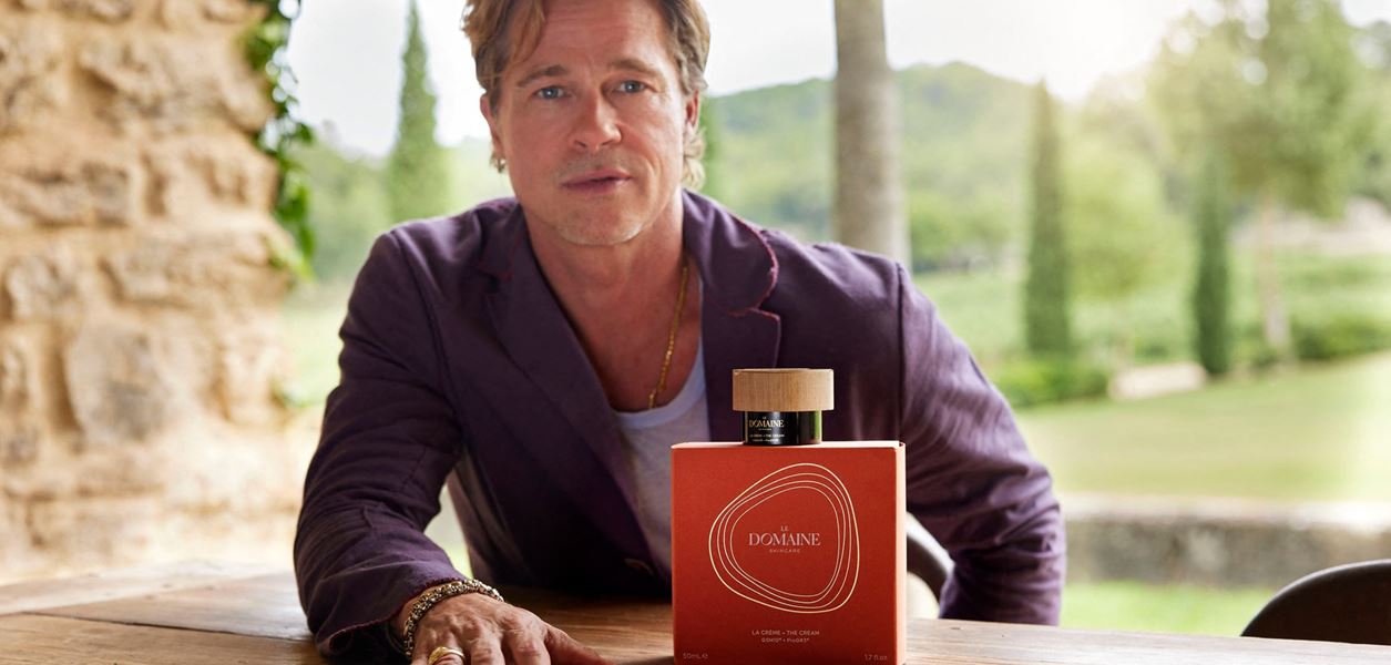 Брад Пит създаде грижа за кожата, вдъхновена от вино