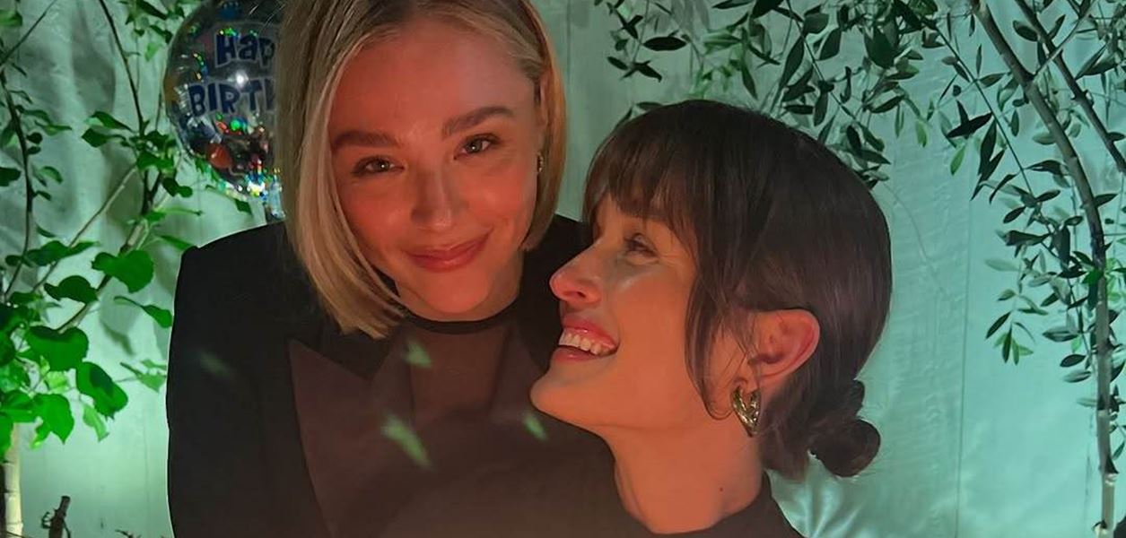 Клоуи Грейс Мориц се ожени за приятелката си