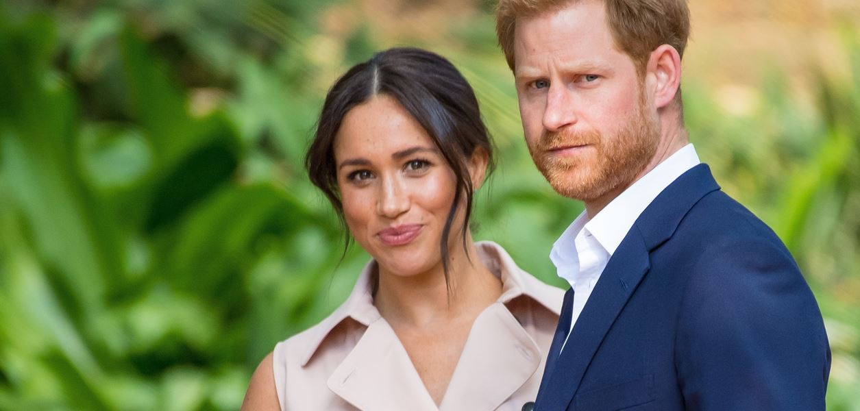 Крал Чарлз иска принц Хари и Меган Маркъл да присъстват на коронацията му