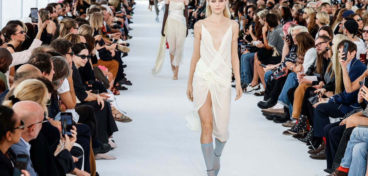 Oh La La Париж! Какво ни предложиха Chloе и Givenchy