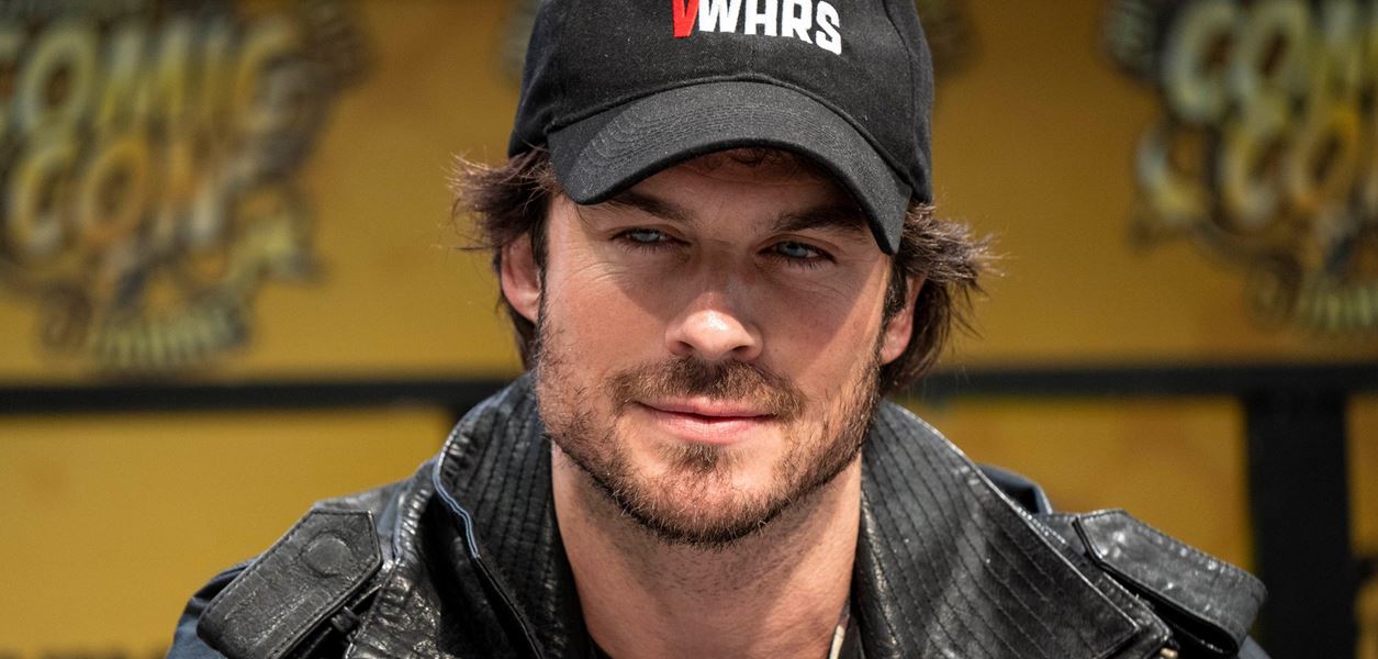 Иън Сомърхолдър е доволен от живота във фермата