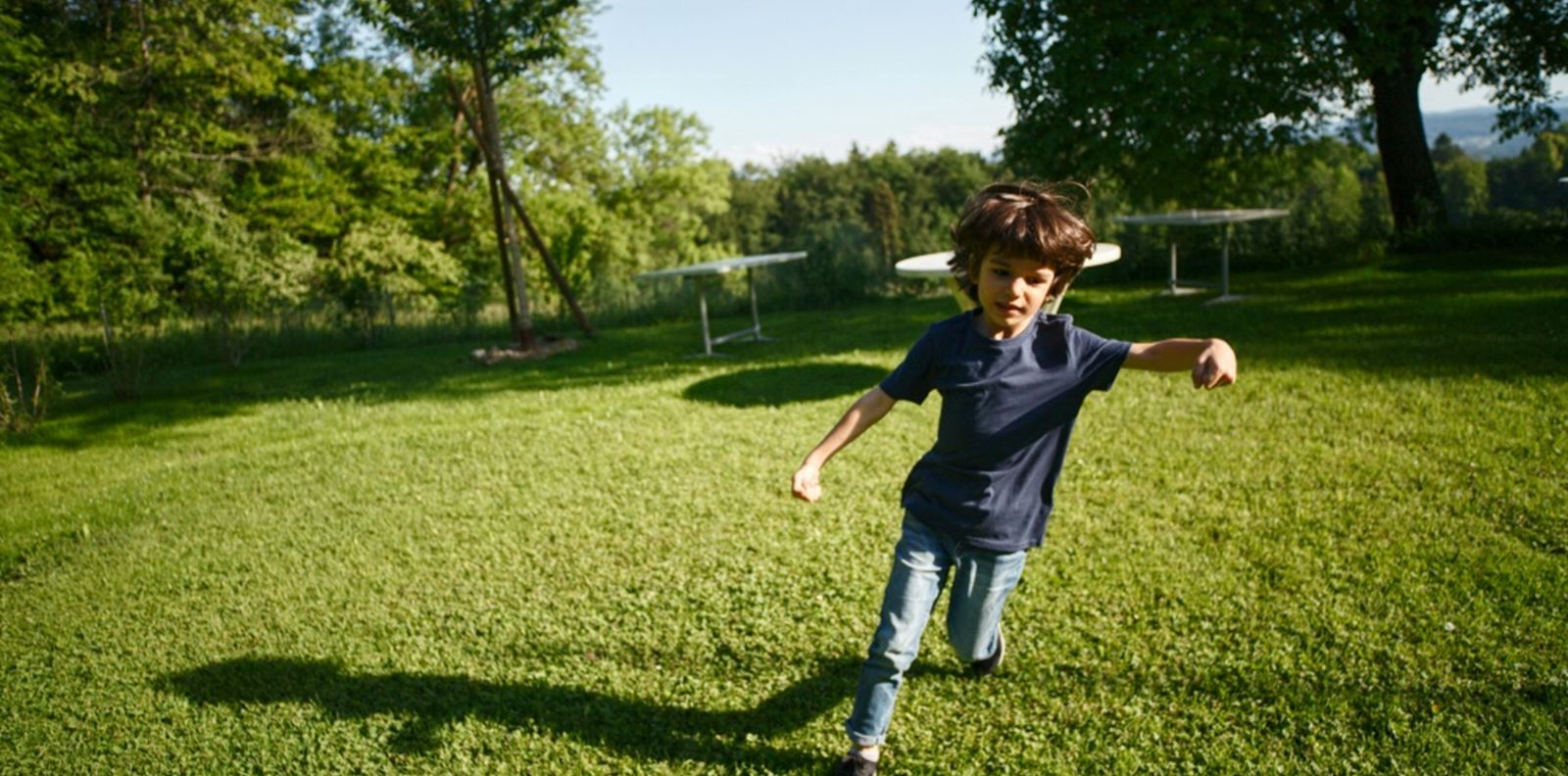 Как да превърнете двора в идеалния за детски забавления кът?
