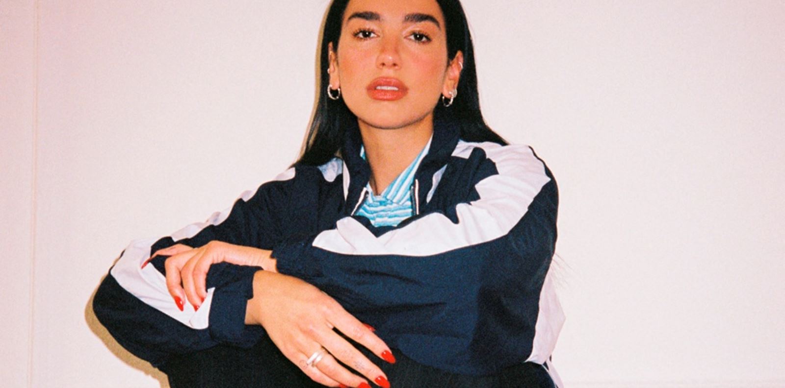 Дуа Липа отива на съд