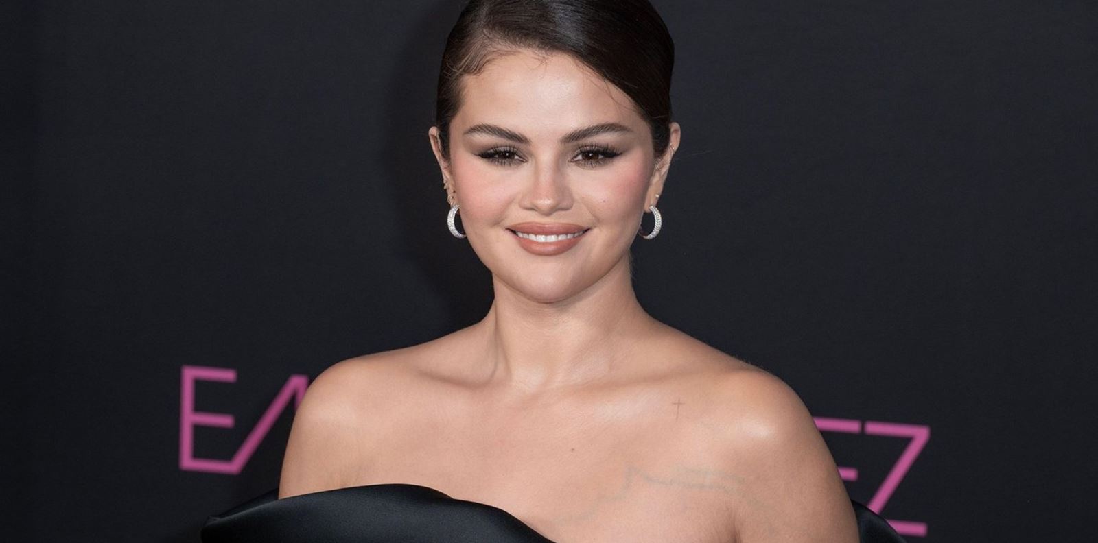 Селена Гомес и Бени Бланко разкриха костюмите за първия си Хелоуин