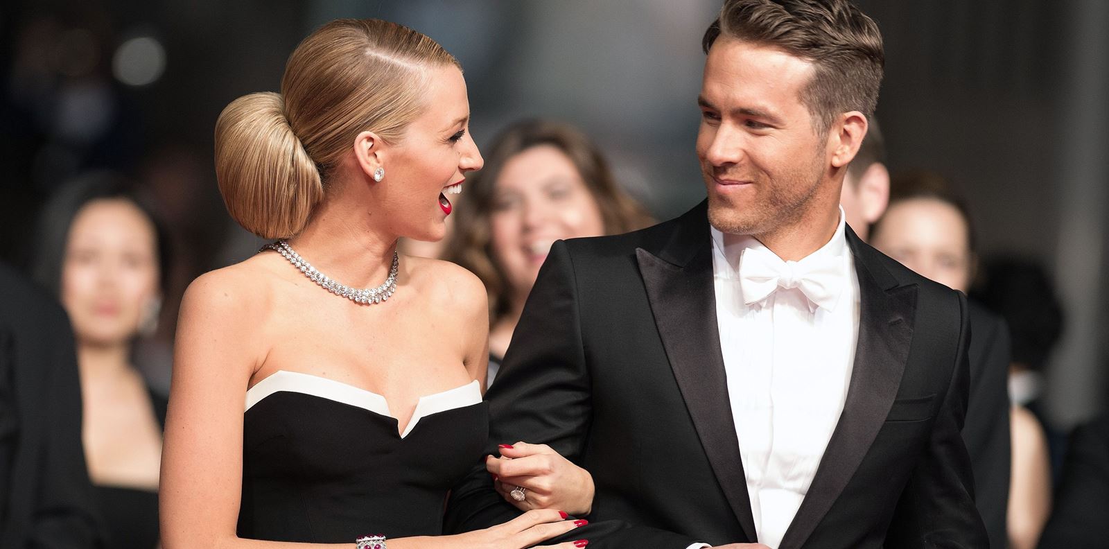 Блейк Лайвли и Райън Рейнолдс дариха още 1 милион долара за хората в нужда