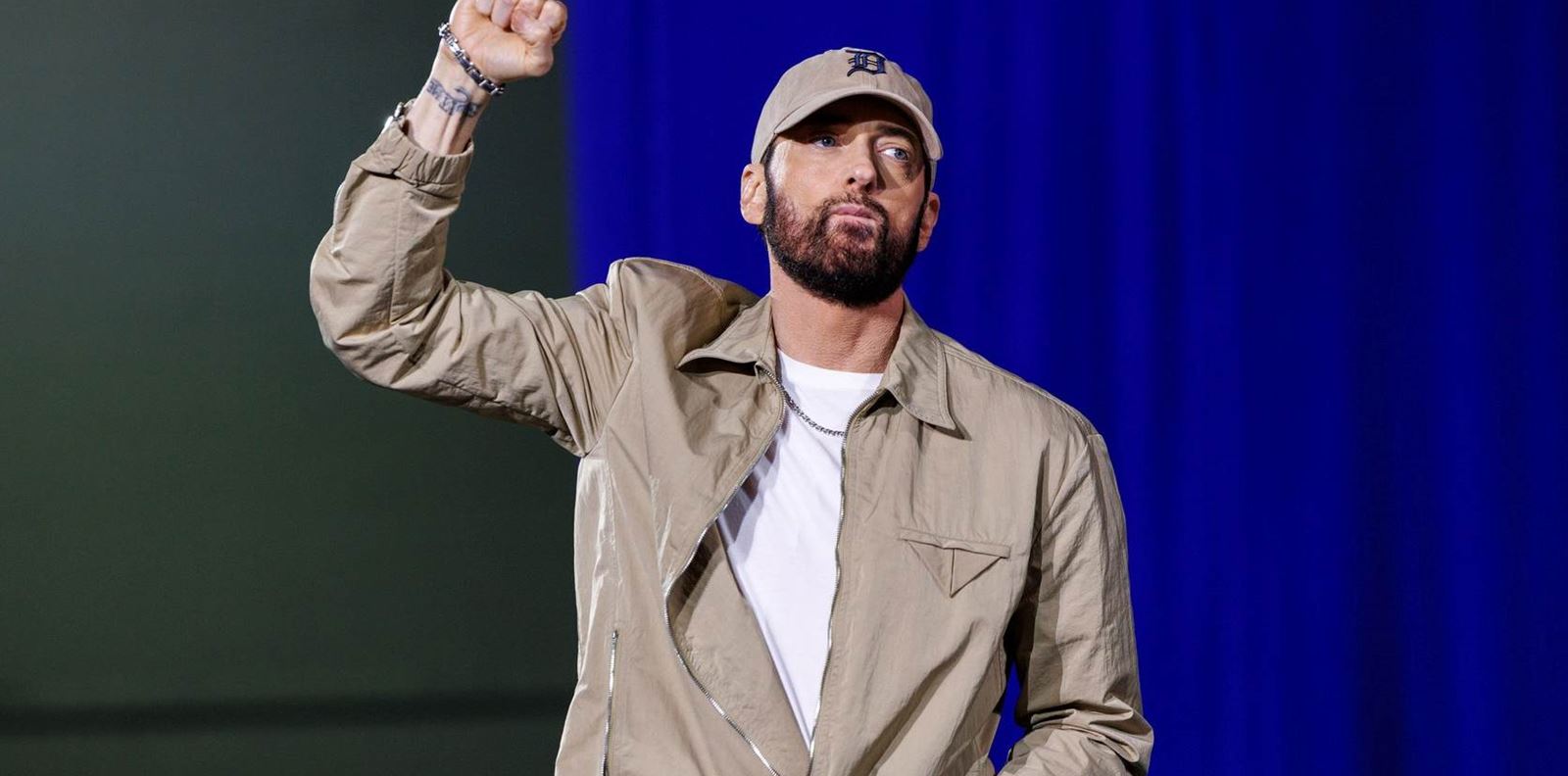 Компанията зад Еминем иска над 100 млн. долара от Марк Зукърбърг