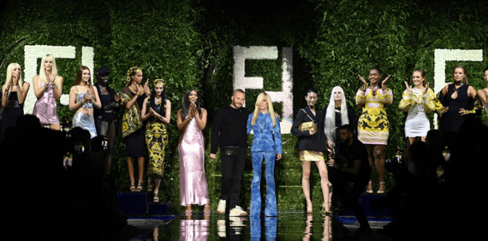 Fendi и Versace написаха история с общата колекция FENDACE