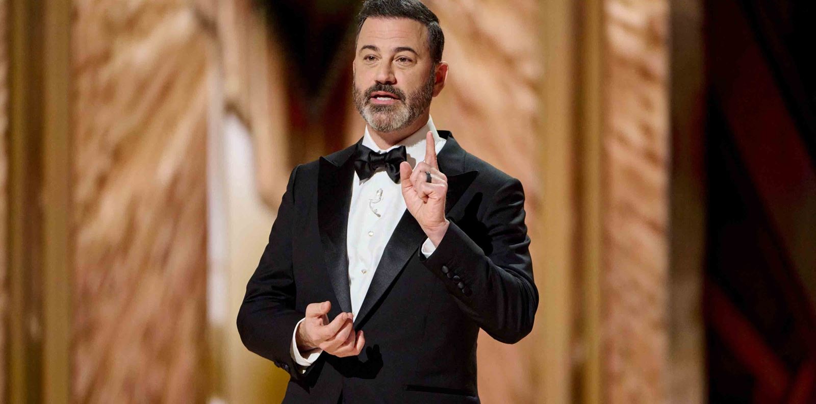 Джими Кимъл също коментира ситуацията с Уил Смит и Крис Рок