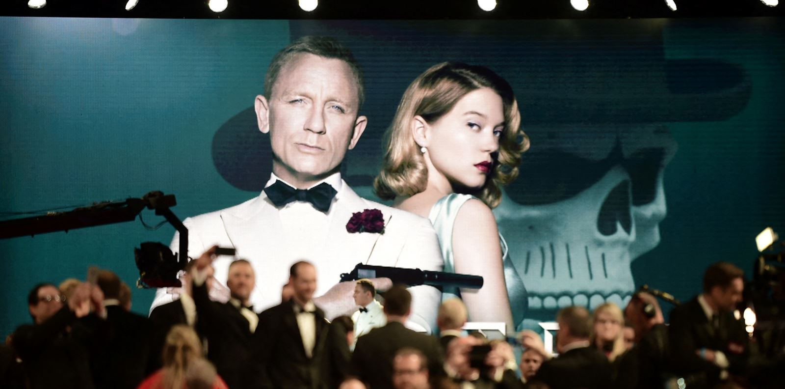 007: Актьорите, влизали в образа на легендарния Джеймс Бонд